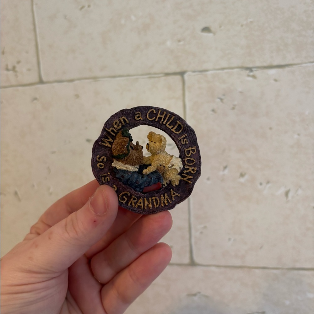 vintage Boyds Bears "Grammy with Babykins" resin pin